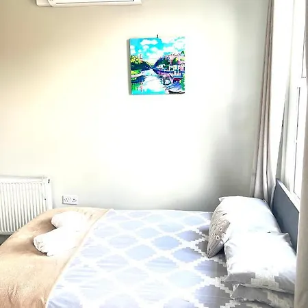 Отель The Ashville Бристоль